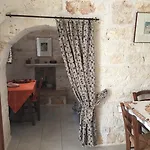 Trullo L'ulivo * Ostuni