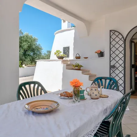 Trullo L'ulivo أوستوني