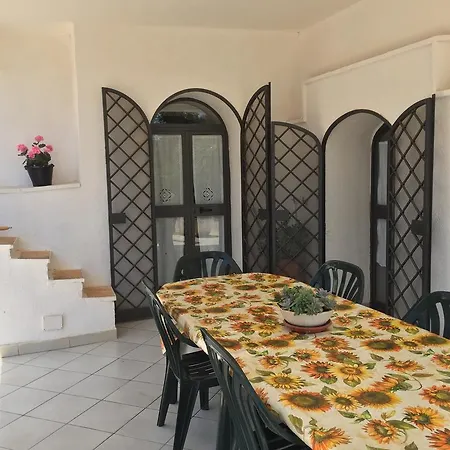 Trullo L'ulivo Vakantiehuis *