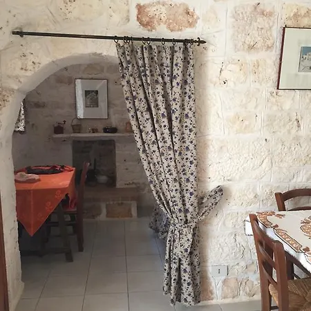 Trullo L'ulivo * أوستوني