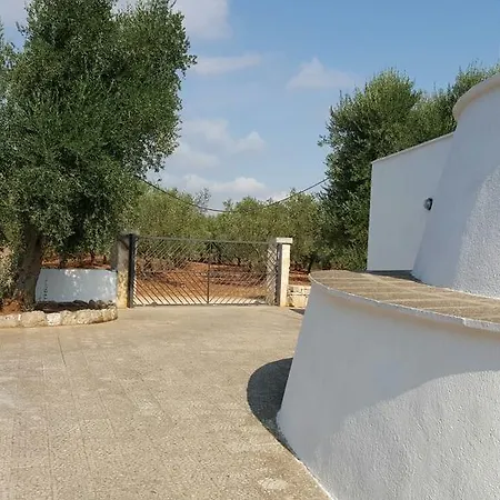 Trullo L'ulivo أوستوني
